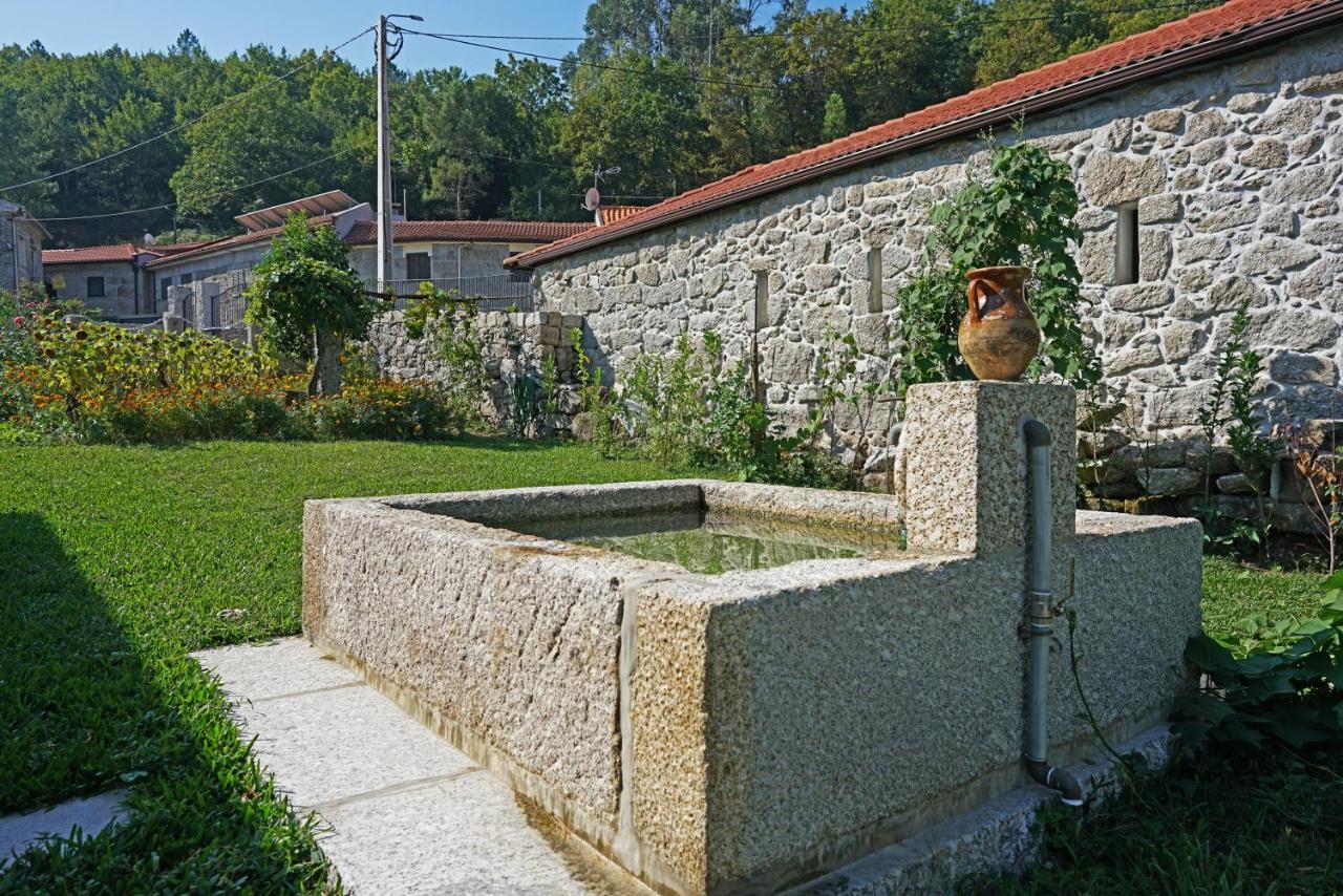 Casa Do Vale Pensionat Fafe Exteriör bild